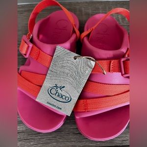 Chaco Chillos Sports Size 3